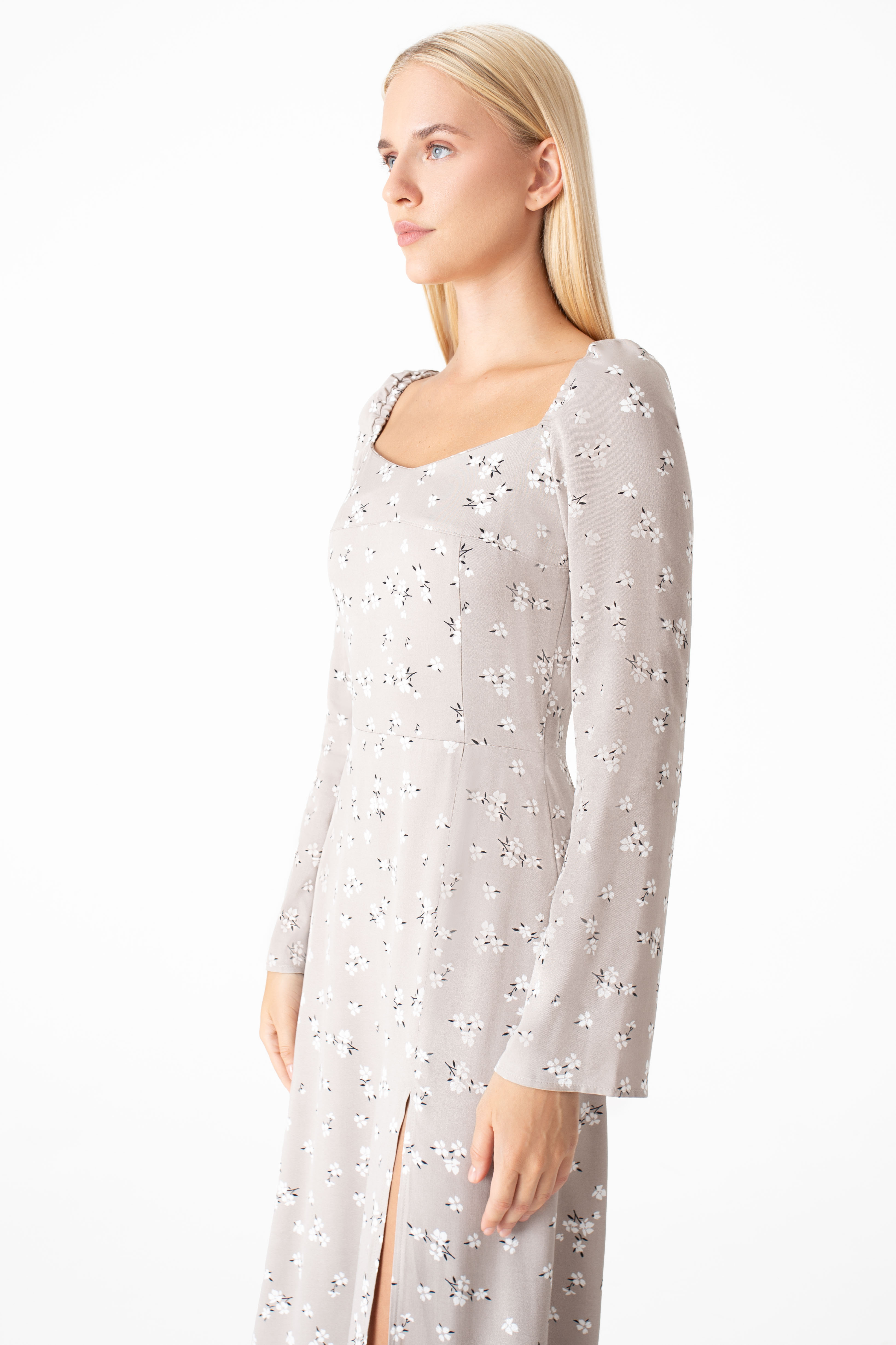 Картинка Сукня міді біла з принтом 